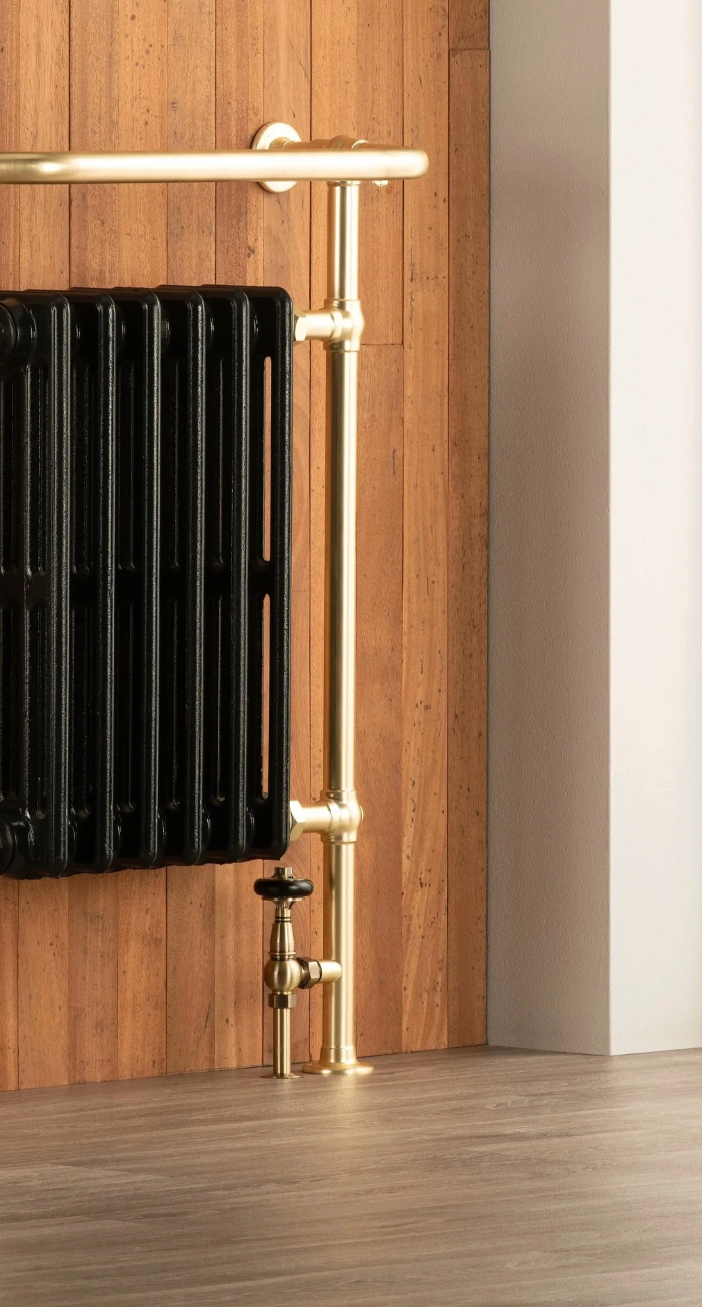 Column Towel Rail