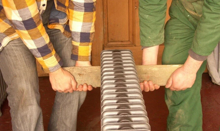 Large Radiators, two people are required at each end